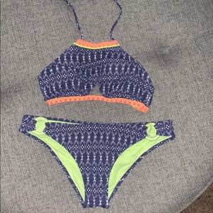 Bikini Victoria Secret nero con ferramenta oro taglia small Bikini Victoria Secret nero con ferramenta oro taglia small